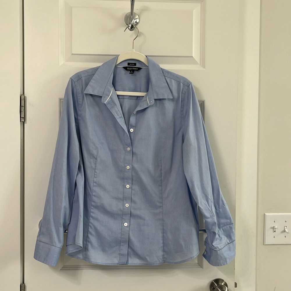 Ellen Tracy non iron long sleeve fitted blouse